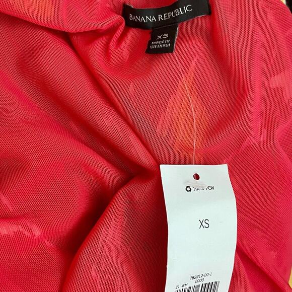 NEW Banana Republic Women's Blouse Red Satin Floral Bow Off-the-Shoulder Top XS - Picture 2 of 10